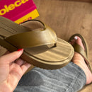 Chinelo de Dedo Moleca FlatForm 5489.100