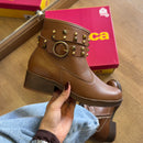 Bota Moleca Couro Fivela Tiras Grossas 5354.201